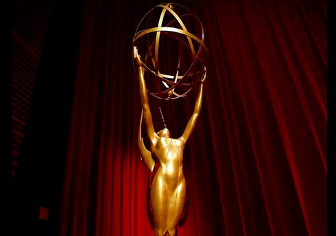 Церемонию вручения Emmy перенесли на 15 января из-за забастовки в Голливуде