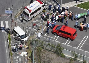 На западе Японии автомобиль въехал в здание больницы, погибли две женщины