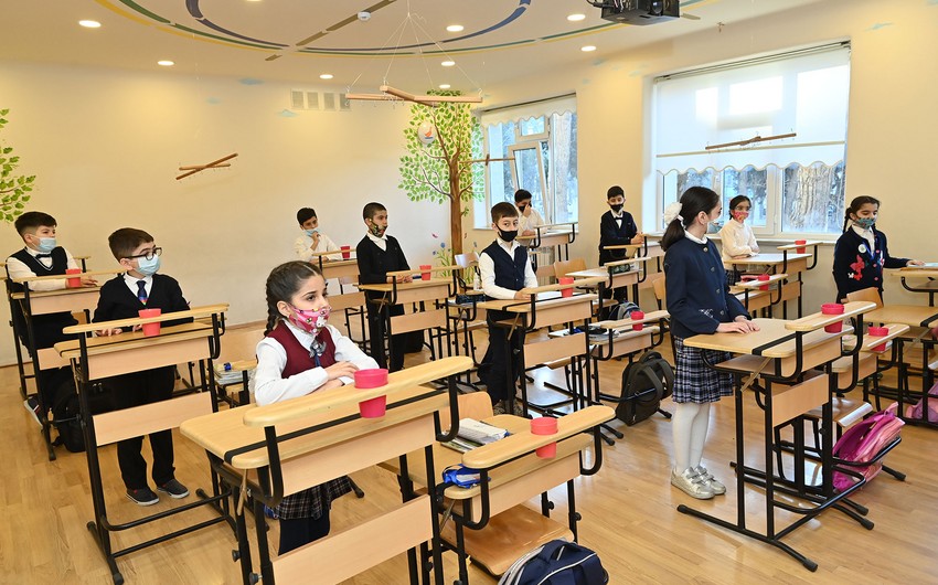 В Азербайджане изменены дни школьных каникул