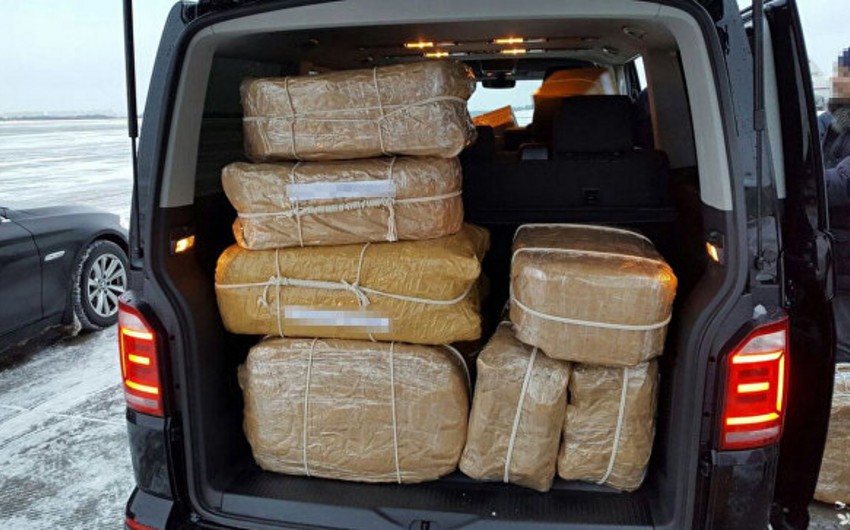 Один из фигурантов дела о попытке контрабанды около 400 кг кокаина из Аргентины в Россию скрылся за границей
