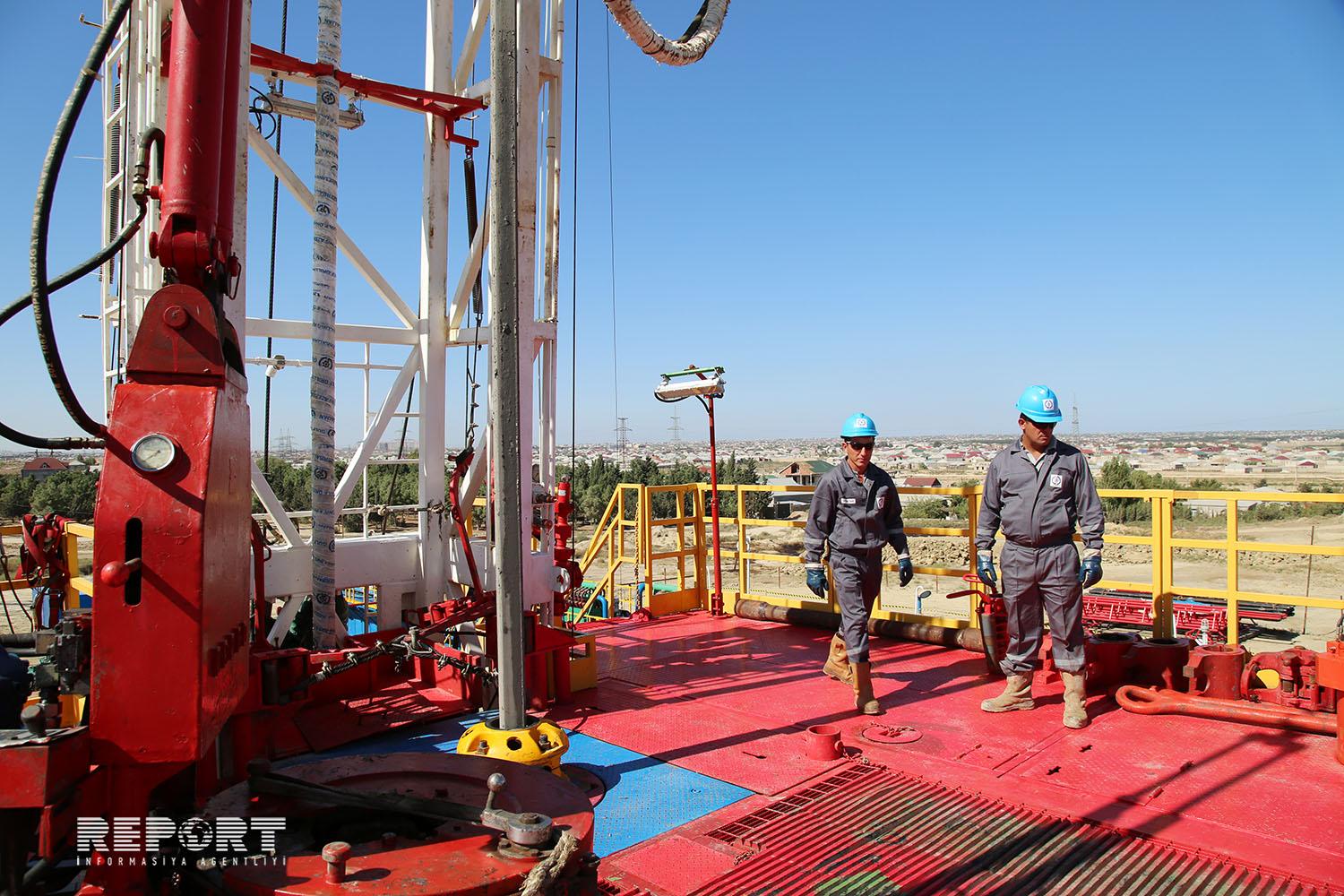 Бурильщик нефтяных и газовых. Gulf drilling Supply FZE. Бурение газовых скважин. Бурильщик нефтяных и газовых скважин. Бурение нефтяных скважин.
