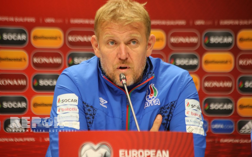 Роберт Просинечки выразил свое отношение к заявлениям о переходе на пост главного тренера команды Бурсаспор