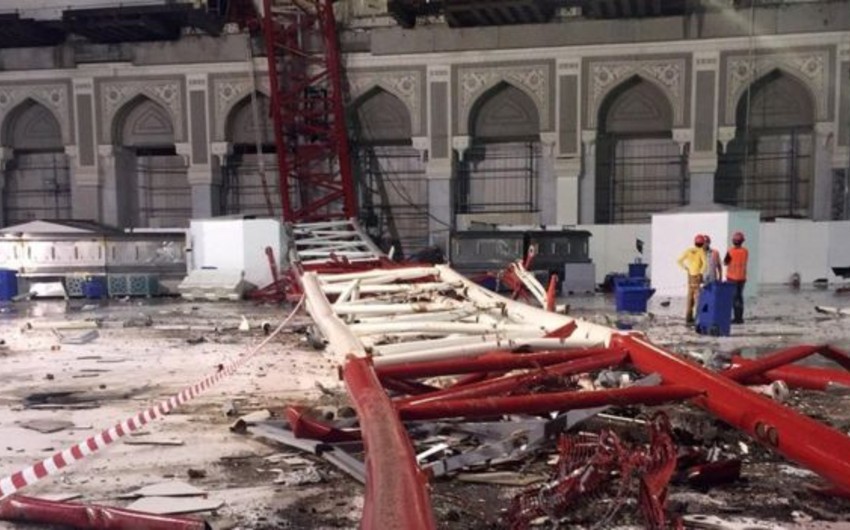 Saudi Arabia begins trial of Mecca crane collapse