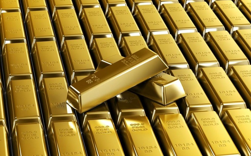 Gold prices fall amid dollar strengthening after statistics on inflation in US