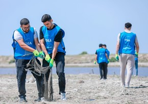 IDEA Kür çayı sahilində ənənəvi təmizlik aksiyası təşkil edib