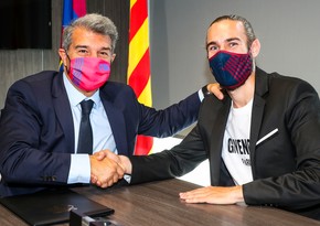 Barcelona extends contract with Mingueza