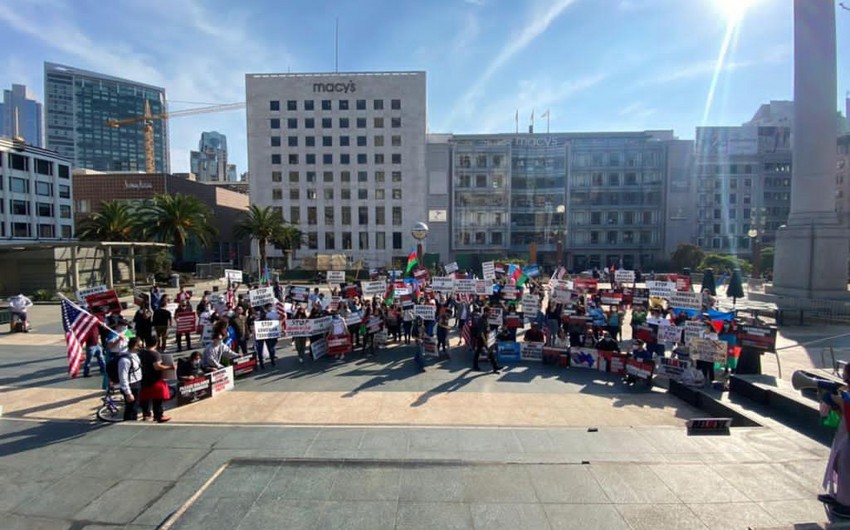 Azerbaijanis hold march in California to protest Armenian terror 