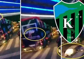 Türkiyə klubunun futbolçusu qələbə sevincini qeyd etdiyi vaxt avtobusdan yıxıldı