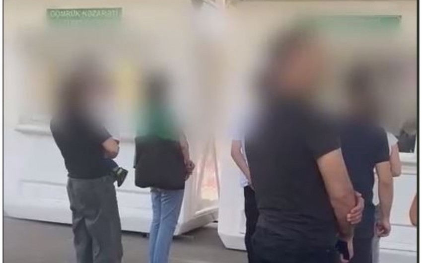 Footage of registration of civilians at border checkpoint in direction of Khankandi-Goris