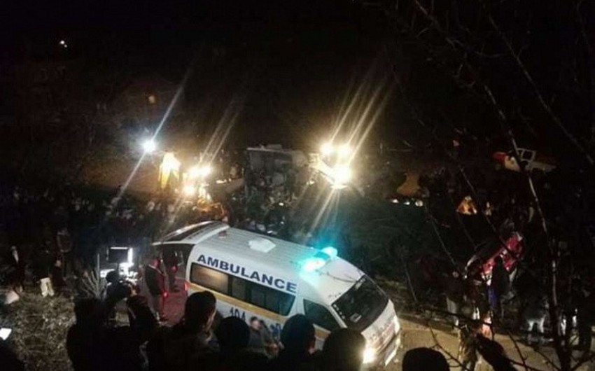 Makedoniyada avtobus aşıb, 13 nəfər ölüb