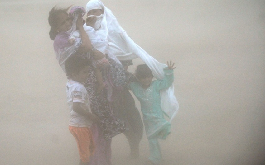 ​Pakistanda 37 nəfər qasırğanın qurbanı olub