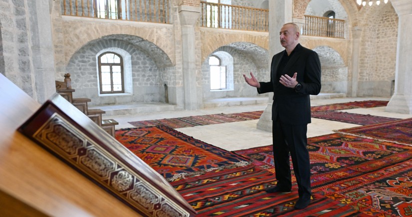 Президент Азербайджана принял участие в открытии мечети Ашагы Говхар ага в Шуше 