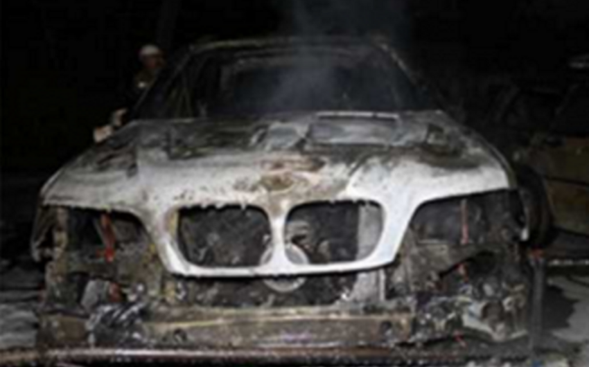 ​Suraxanı rayonunda minik avtomobili yanıb