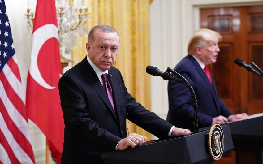 Эрдоган и Трамп провели телефонный разговор