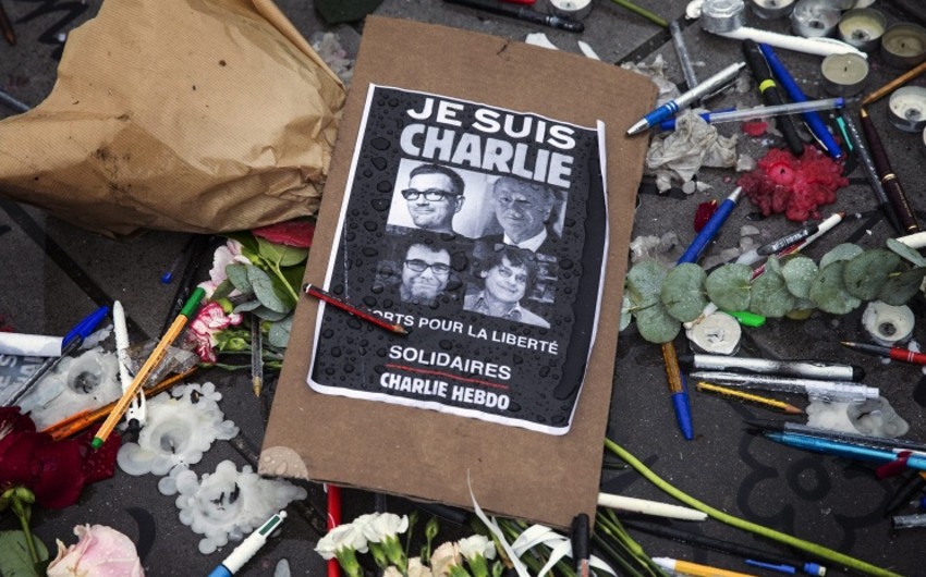 Еженедельнику Charlie Hebdo присвоено звание почетного гражданина Парижа