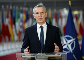 Генсек НАТО в Берлине проведет встречу с главой Минобороны Германии