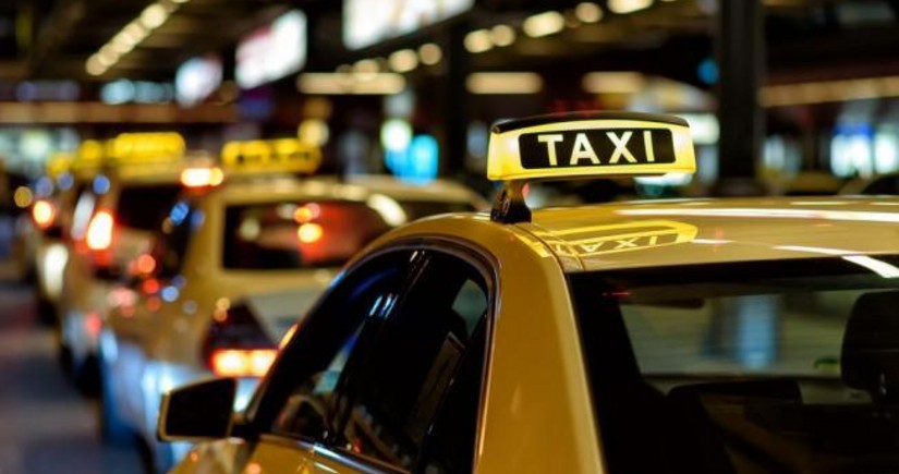 AYNA: 10 физических и юридических лиц получили разрешение на деятельность оператора заказа такси
