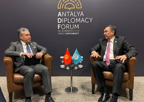 Генсек ОТГ встретился с министром иностранных дел Кыргызстана