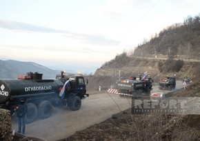 Supply vehicles of Russian peacekeepers pass freely along Shusha-Khankandi road 