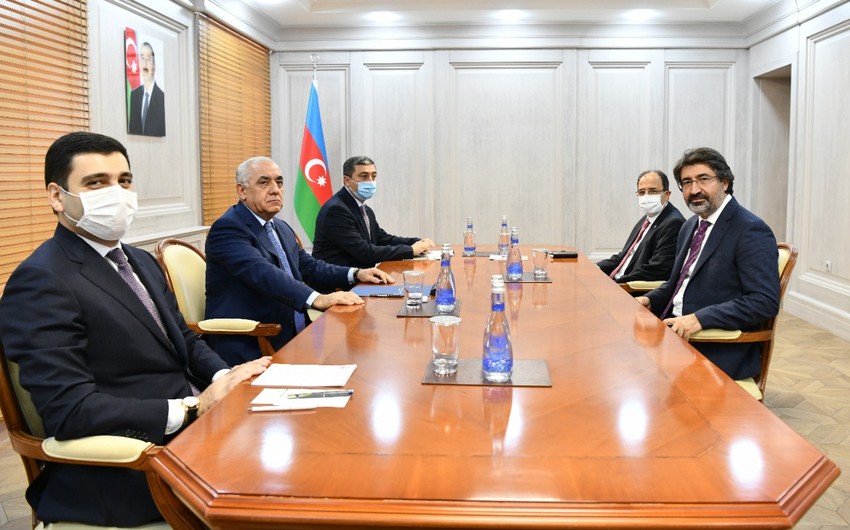 Али Асадов встретился с председателем правления Ассоциации банков Турции