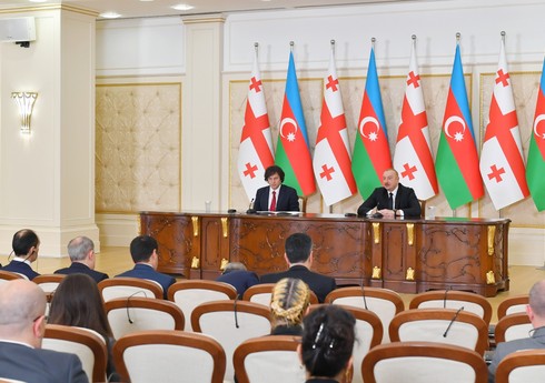 Ираклий Кобахидзе пригласил президента Ильхама Алиева посетить с визитом Грузию