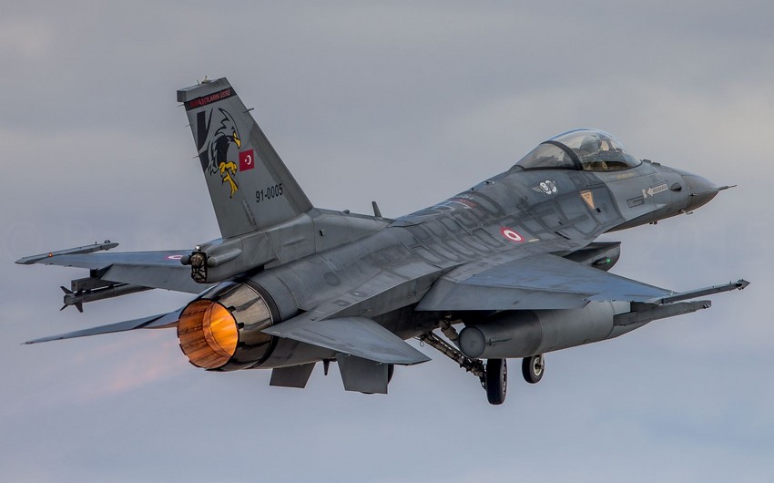 4 F-16s of Turkish Air Force deployed to Romania for patrol service