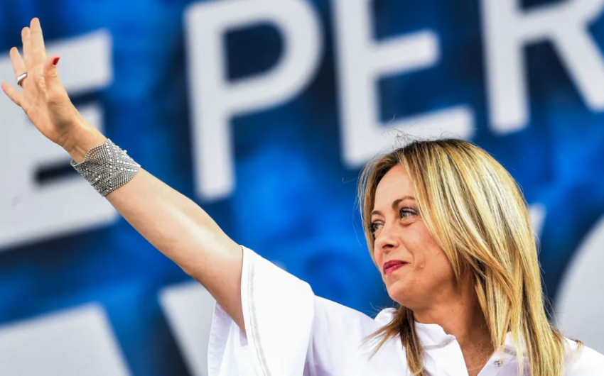 Exit-poll: İtaliyada parlament seçkilərində sağçı koalisiya qalib gəlir