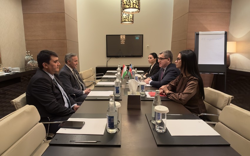 Обсуждено укрепление торговых отношений между Азербайджаном и Таджикистаном