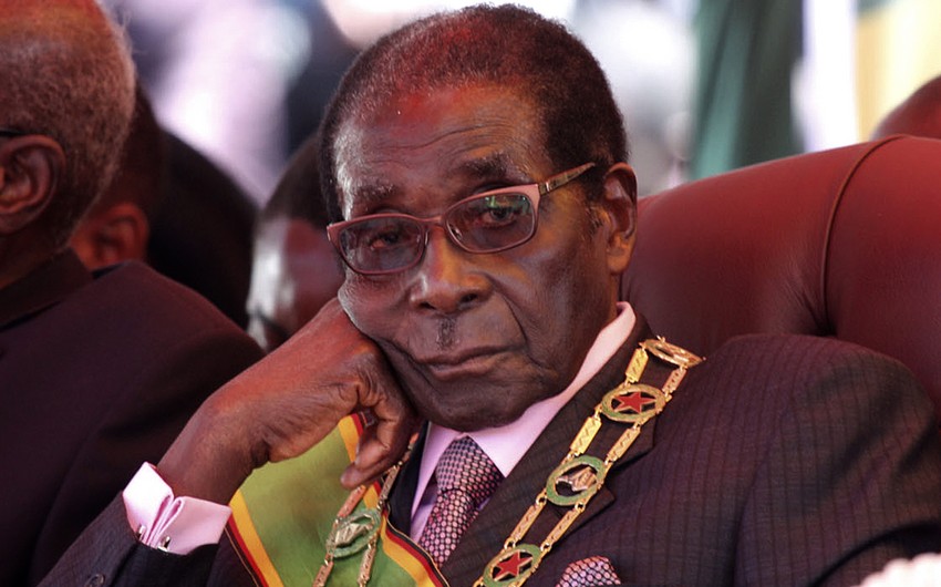 Zimbabve prezidenti istefaya getməkdən imtina edir