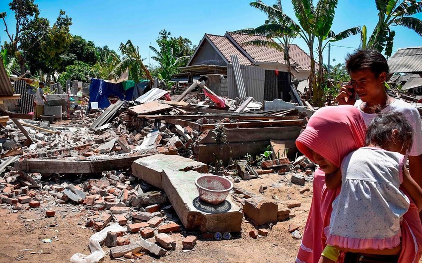 В Индонезии число жертв землетрясения выросло до 26
