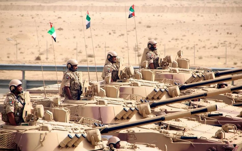 ОАЭ начинают операцию по установлению контроля над портом Ходейда в Йемене