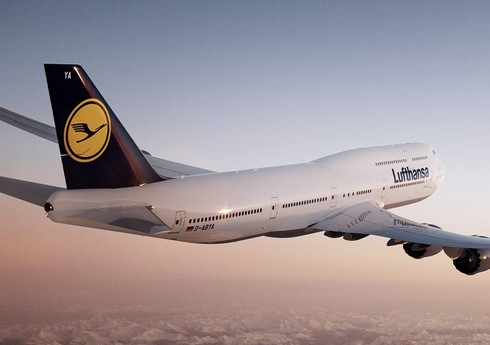 Сотни рейсов авиакомпании Lufthansa отменили в связи с забастовкой пилотов