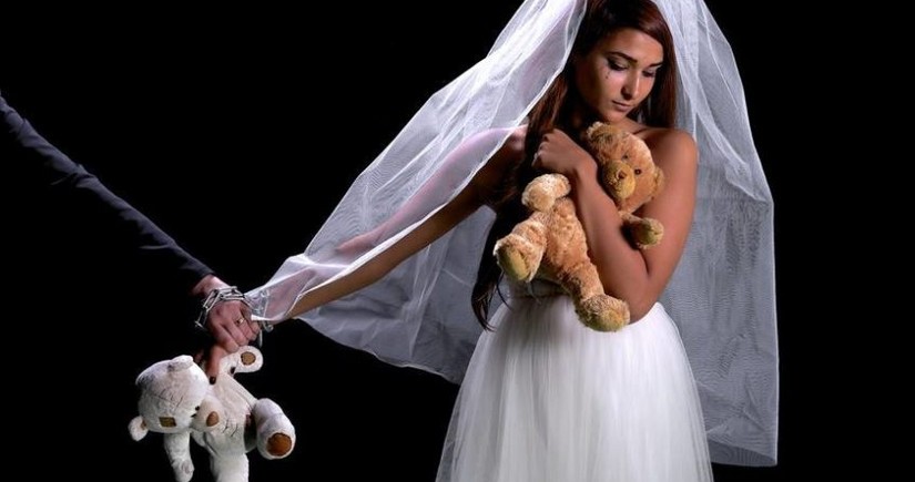 Организаторам свадеб и помолвок несовершеннолетних грозят штрафы до 13 тыс. манатов 