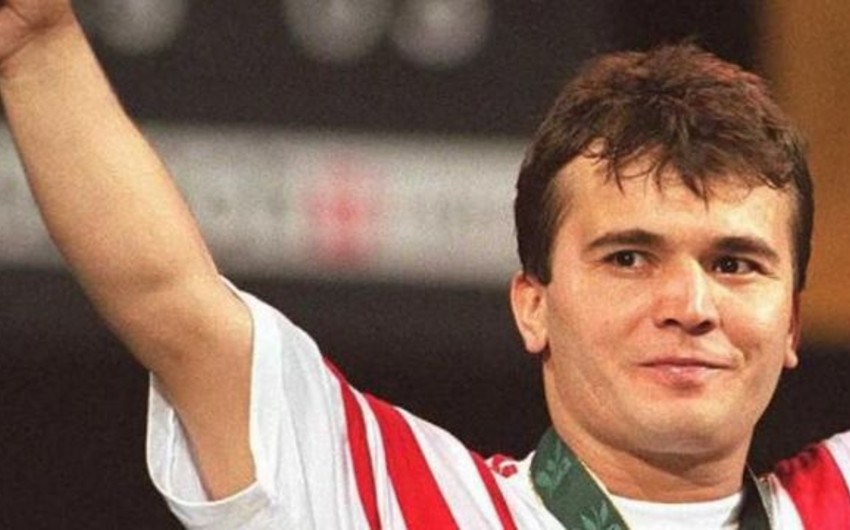 В Турции скончался самый титулованный тяжелоатлет современности