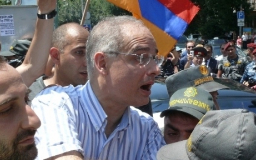 ​Участники акции в поддержку вооруженной группы в Ереване разошлись по домам