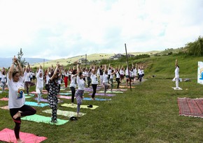 Indian Embassy in Azerbaijan organizes open yoga session in Shamakhi