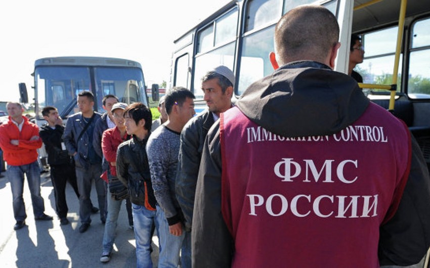 ФМС: Въезд в Россию временно закрыт для более 1,5 млн. иностранцев