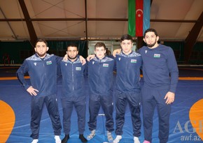 Чемпионат Европы: Пять азербайджанских борцов вышли в полуфинал