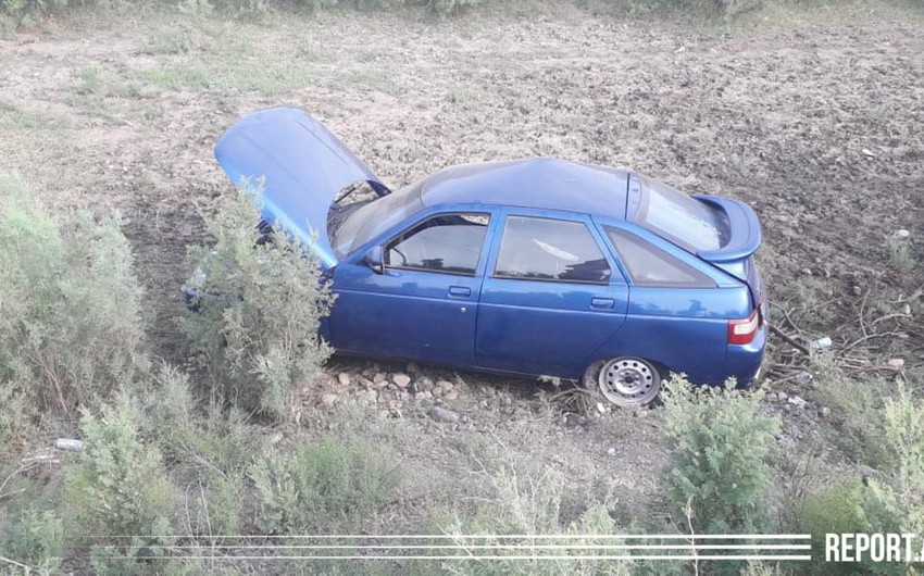 Kürdəmirdə avtomobil traktorla toqquşub, bir nəfər yaralanıb - YENİLƏNİB