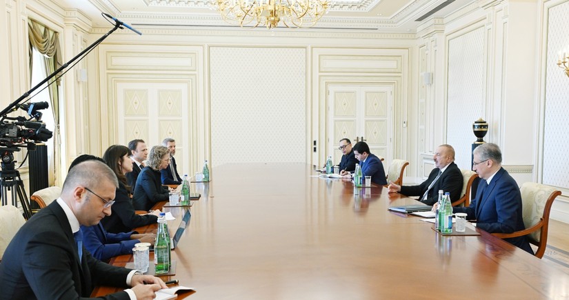 Ильхам Алиев принял заместителя Генсека ООН и исполнительного директора программы по окружающей среде