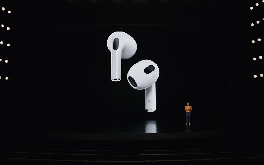 Apple представила третье поколение беспроводных наушников AirPods