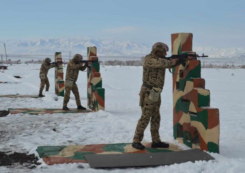 Спецназ Внутренних войск в Нахчыване провел учения с боевыми стрельбами