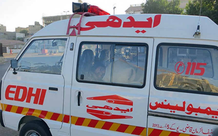 Blast in Pakistan killed 5, injured 40