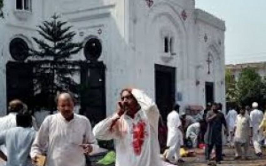 В Индонезии двое получили ранения при взрыве в церкви