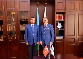 EURAS President visits Baku Higher Oil School