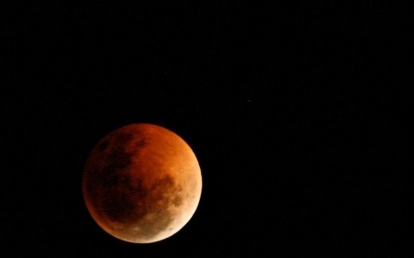 Last Lunar eclipse of 2022 begins