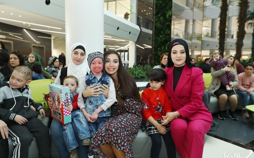 Лейла Алиева встретилась с детьми, страдающими от ихтиоза, болезни бабочки и иммунодефицита