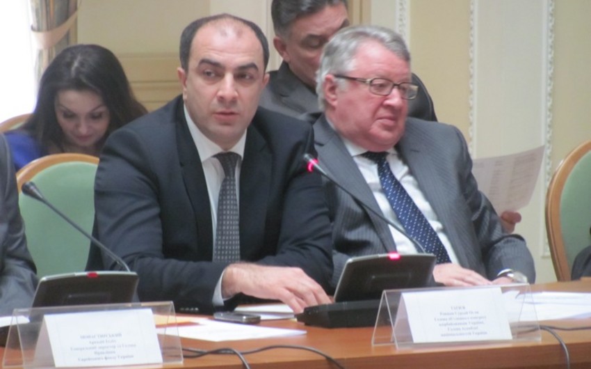 ​Глава азербайджанской общины Украины призвал гражданское общество консолидироваться