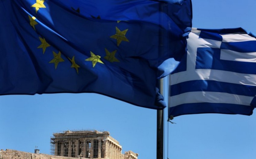 Avropa Komissiyası Yunanıstanın büdcəsində 4,75 milyard avroluq kəsir aşkar edib