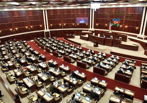 Милли Меджлис осудил предвзятую резолюцию Европарламента по Азербайджану
